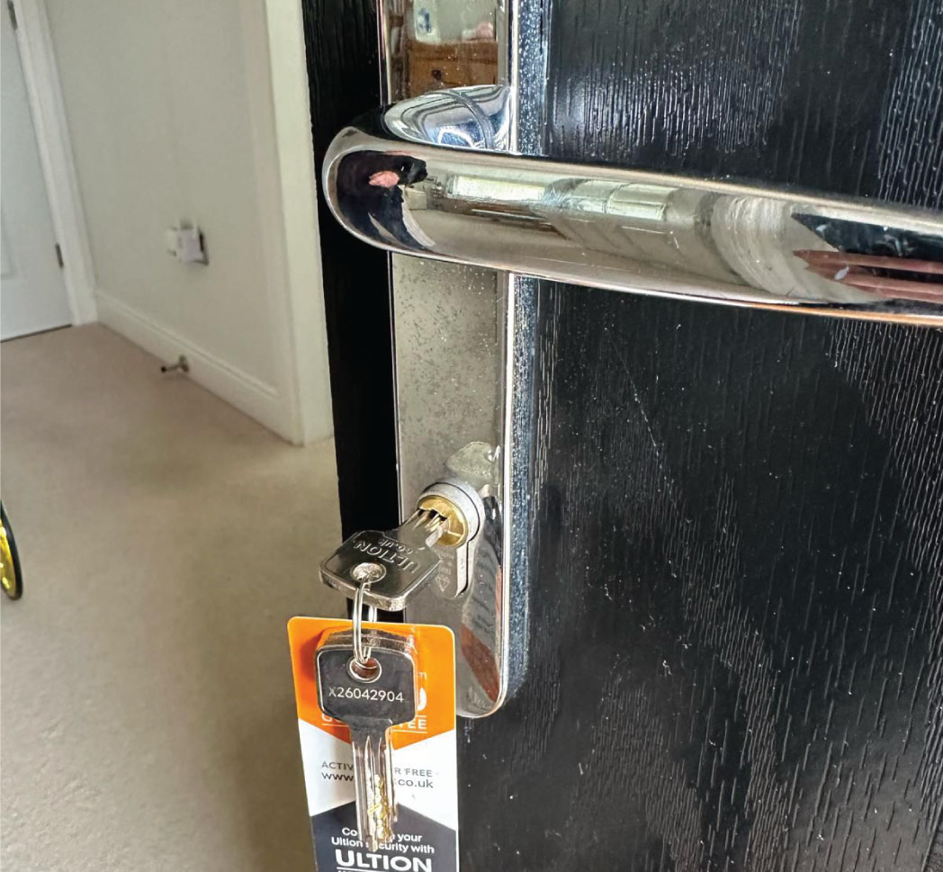 Lock repair 8 showcasing quick intervention during a locksmith emergency.